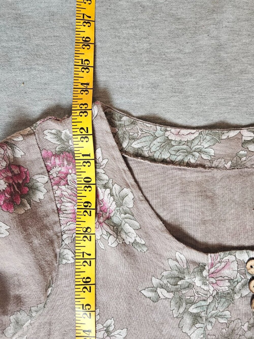 Floral 100% Linen Made in Italy Scoop Neck BohoTunic in Muted Taupe and Pink - Picture 9 of 9